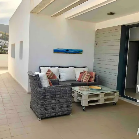 Moderno Con Vistas Al Mar